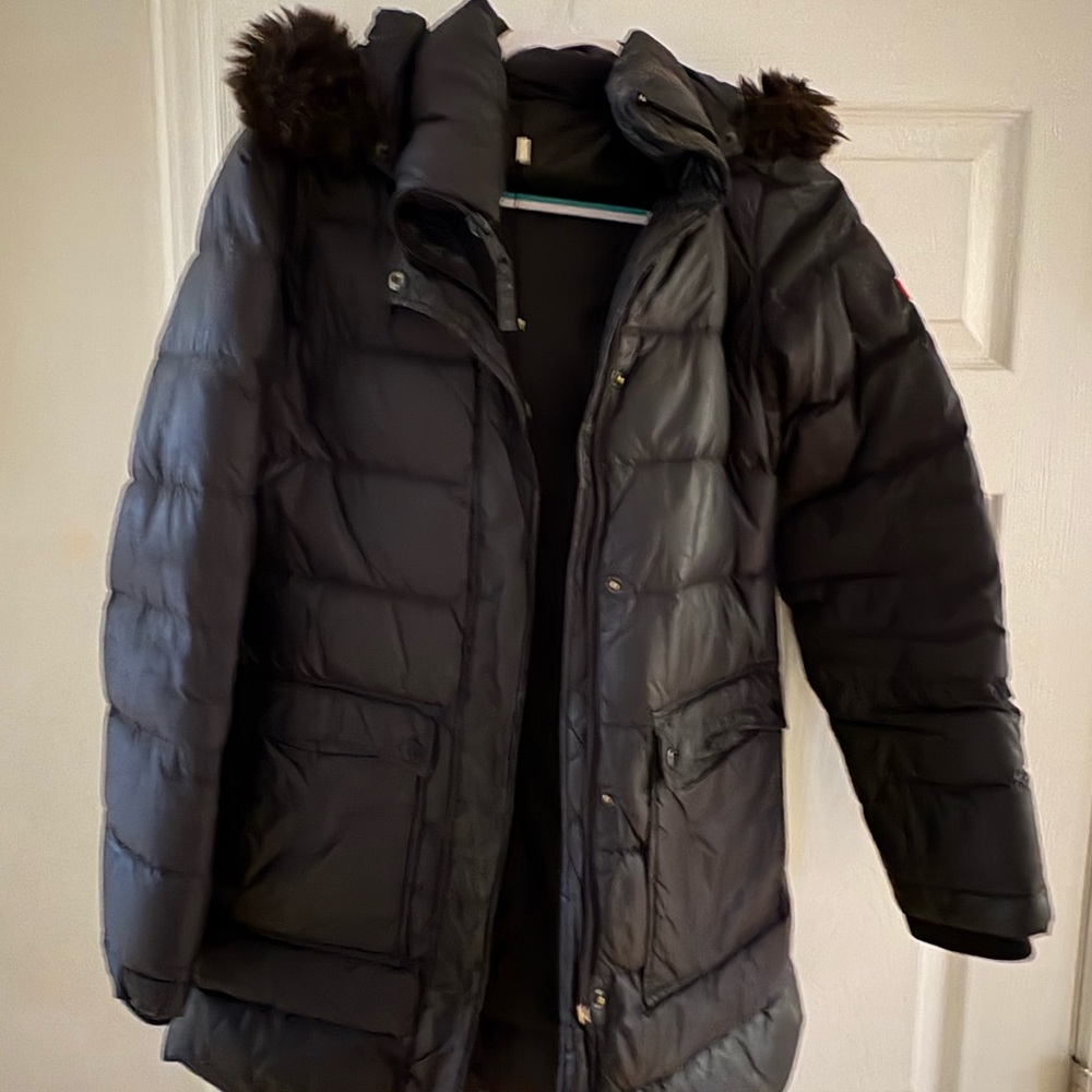 Hunter Black Long Quilted Puffer Coat with Fur-Trim Hood